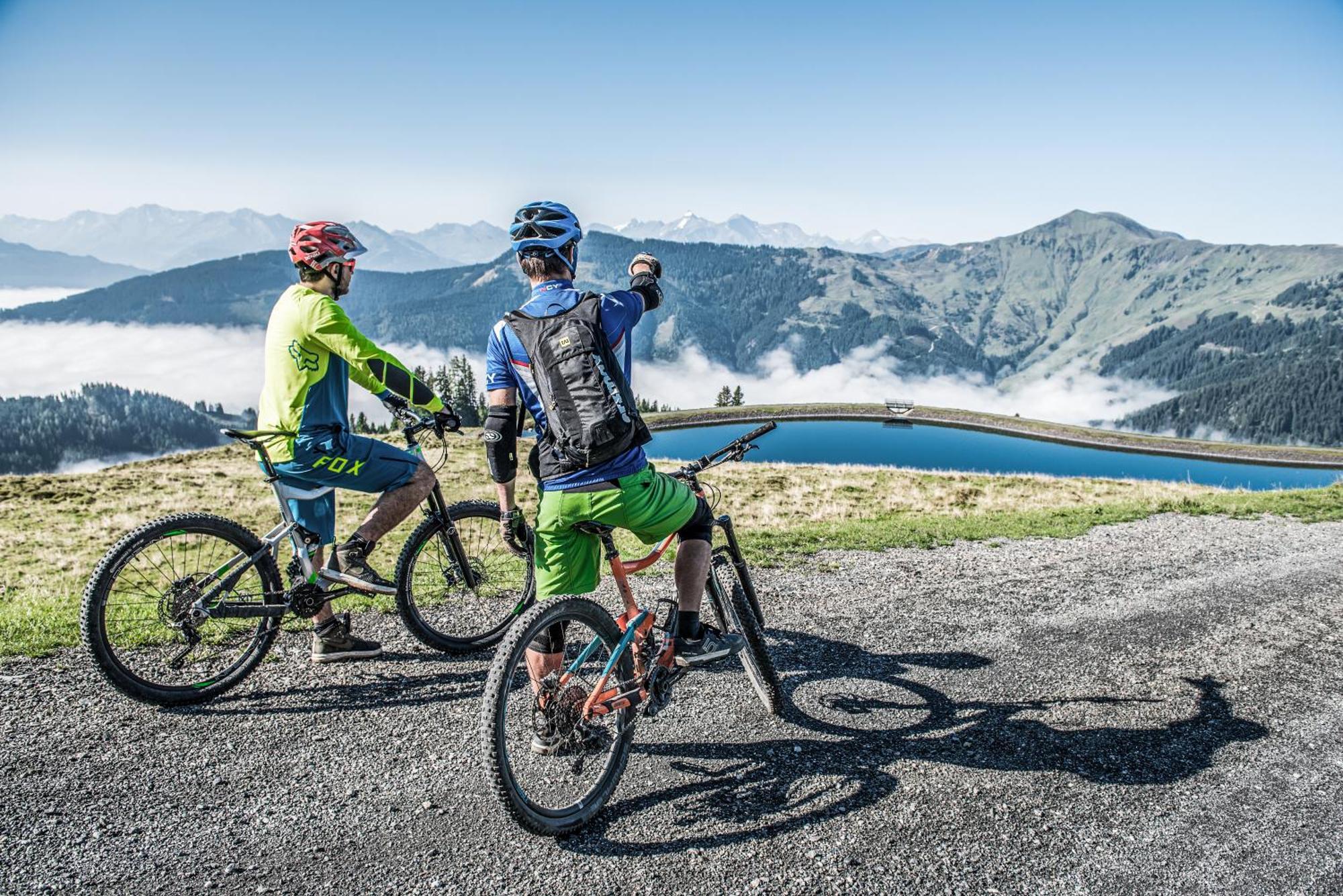 Hotel-Restaurant Bike&Snow Lederer มึลบาค อัม โฮคเคอนิก ภายนอก รูปภาพ