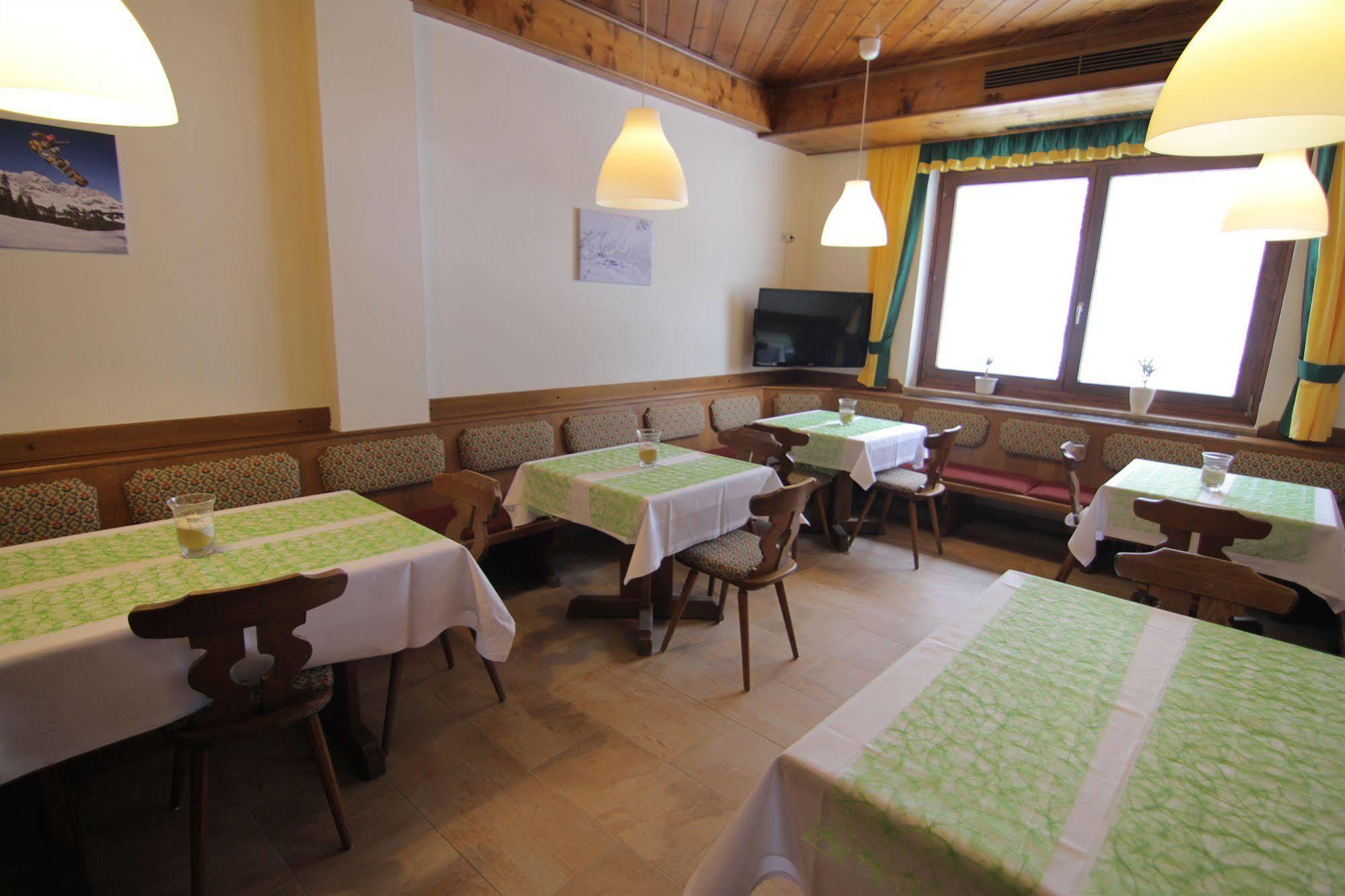 Hotel-Restaurant Bike&Snow Lederer มึลบาค อัม โฮคเคอนิก ภายนอก รูปภาพ
